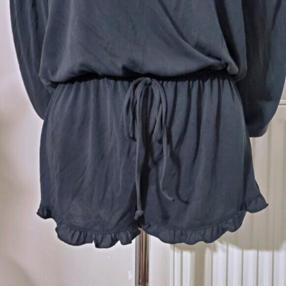 RESORT- Cloth & Stone Boho Off the Shoulder Romper Shorts with drawstring- Small - Picture 8 of 9